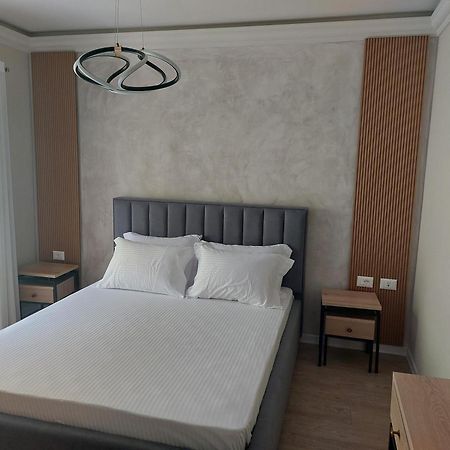 Hotel Demoli Pogradec Exterior foto