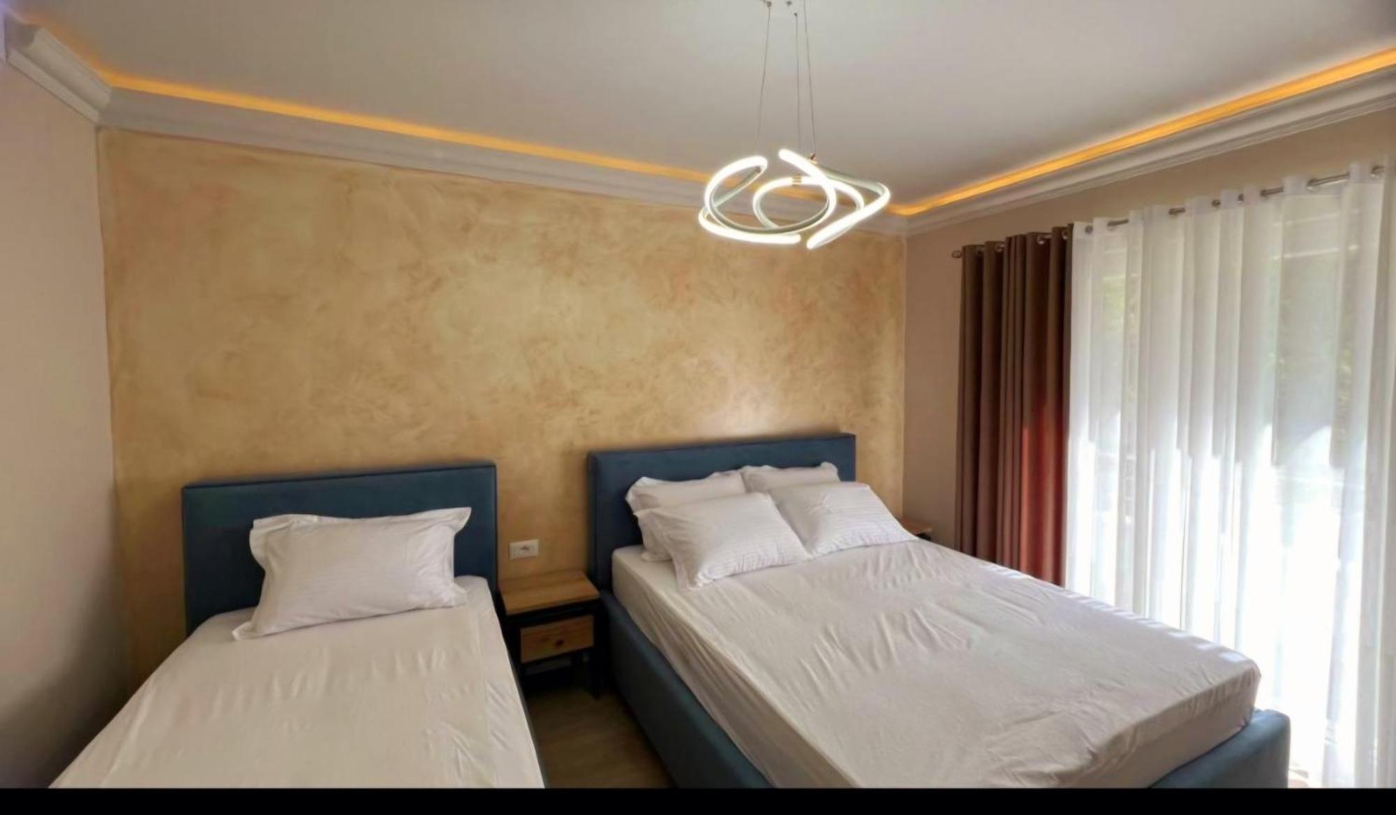Hotel Demoli Pogradec Exterior foto